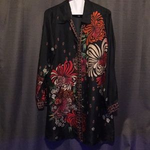 Johnny Was , chrysanthemum tunic silk, size XS